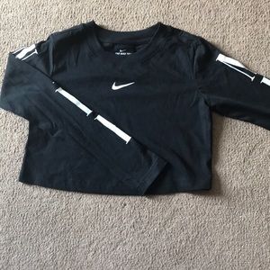 Long sleeve Nike crop top